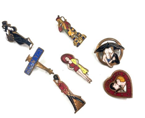 Selection of vintage metal and enamel badges includes Kiss by Kiss, Stormy Weather, Silvry Moon etc 