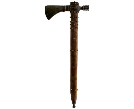 19.5cm head incorporating a blade to one side and a pipe to the other, brass studded wooden haft with brass mouthpiece to the