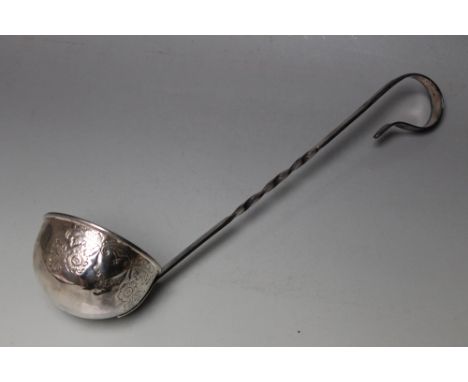 A HALLMARKED SILVER TWIST STEM PUNCH LADLE BY J.T.DEELEY LTD - BIRMINGHAM 1964, with floral pattern decoration creating two v