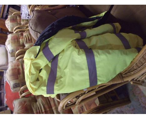HI VIS JACKET SIZE L