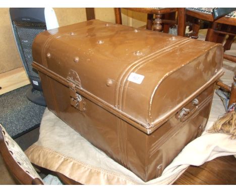 TIN TRUNK