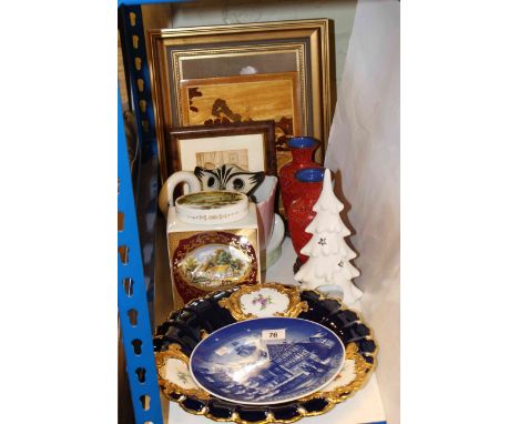 Various pictures, plates, vases and ornaments
