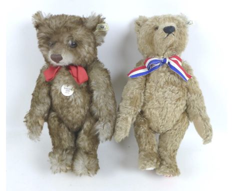 Two limited edition Steiff teddy bears, A 1992 replica of a 1912 Otto teddy with growler, a certificate numbered 751/5000, an