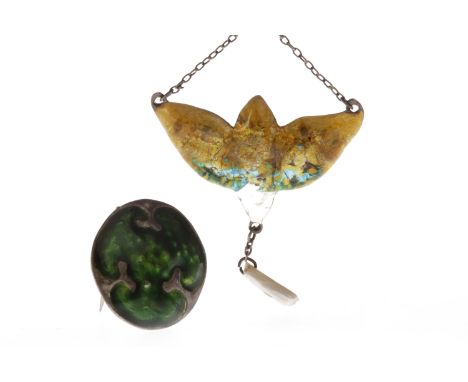 ART NOUVEAU ENAMELLED NECKLET AND BROOCHthe necklet with a fanned pendant drop 48mm high and enamelled in yellow and green to