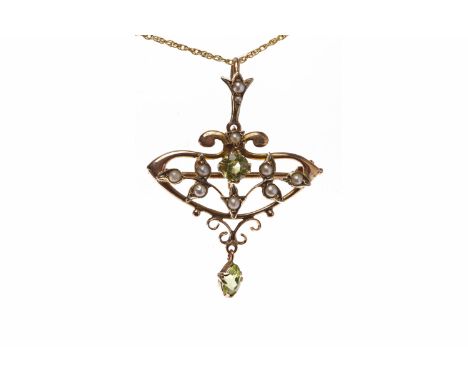 EDWARDIAN NINE CARAT GOLD GEM AND PEARL PENDANTopenwork and set with a single round green paste and spit pearls, with a pear 