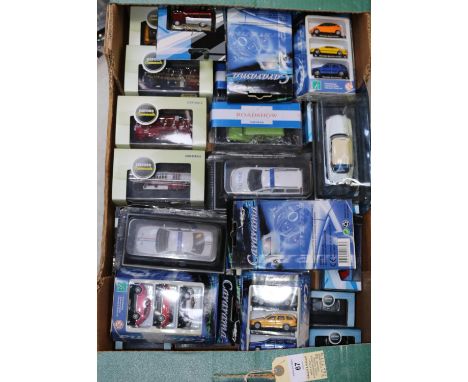 27 Oxford most 1:76 scale vehicles. 4x fire engines including AEC Regent III and a N.I. Bedford 'ex Green Goddess'. 2x Bedfor