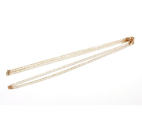 A 9ct gold chain, approx. 140cm long, approx. total weight 14gms