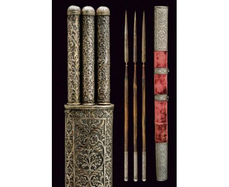 dating: 18th Century provenance: Indopersia, Set composed of a quiver and three, short javelins. The lances with wooden haft,