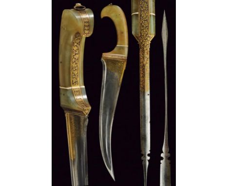 dating: 19th Century provenance: Indopersia, Interesting, wide, curved, single-and false-edged blade with reinforced tip, fal