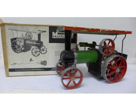 A Mamod TE1 engine, boxed