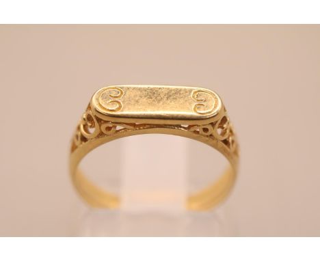Yellow Metal Ladies Scroll design ring, Size K. 2.06g