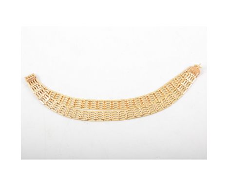 A 9 carat yellow gold necklace,10mm wide five bar gate link design with a bright diamond cut finish, overall length 40cm, hal