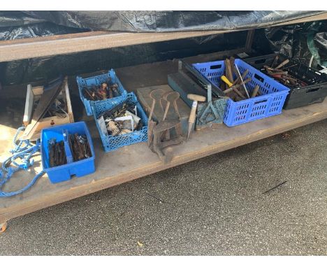 A quantity of vintage tools