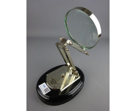 Adjustable magnifying table lamp    Condition Report   Click here for further images, condition, auction times & delivery cos