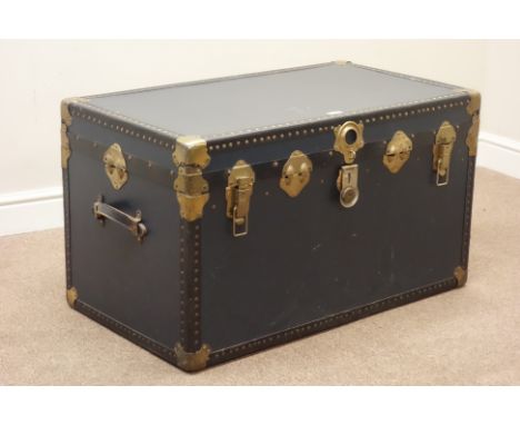 Large late 20th century travelling trunk, W91cm, H53cm, D51cm Condition Report Click here for further images, condition, auct