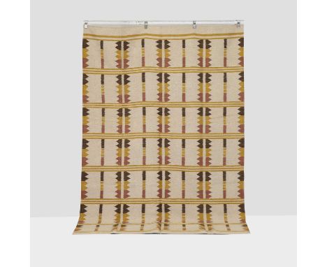 Contemporary, a flat-weave wool rug, of recent manufacture,274 × 182cm
