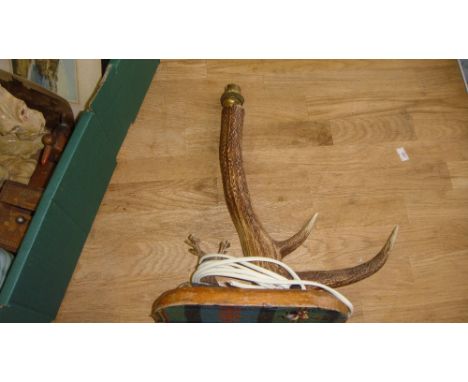 Vintage stags antler table lamp