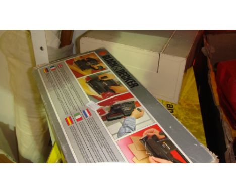 Black & Decker sander, kneeler set & Rockwell drill in metal case