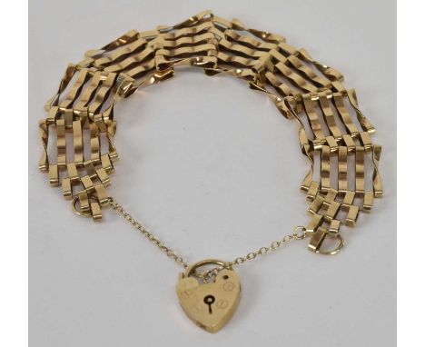 A 9ct yellow gold gate link bracelet with padlock clasp, length approx 17cm,  approx 10g.