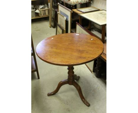 Georgian Mahogany Circular Tilt Top Table on Tripod Legs