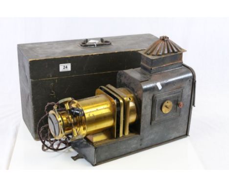 Large wooden cased Brass & Metal Magic Lantern