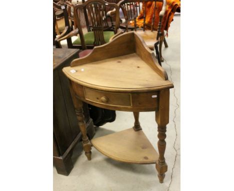 Modern Pine Corner Table with shelf below