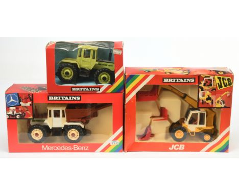 Britains Tractors A Group Of 3 - (1) 9519 JCB Loader, (2) 9525 Mercedes Trac 1500 and (3) 9597 Mercedes With Hopper - conditi