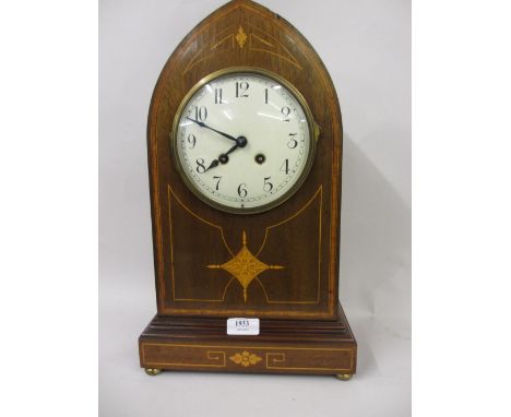 Large mid 20th Century mahogany crossbanded and inlaid lancet shaped mantel clock having circular enamel dial with Arabic num