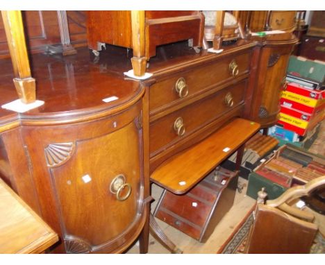 Good quality Edwardian mahogany inverted breakfront sideboard, the shaped moulded back with applied swag carvings and small i