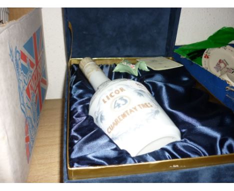 Lladro porcelain liqueur decanter in original box