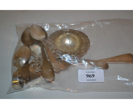 Dutch pierced silver tea strainer (a/f), silver babies spoon, small silver pill box and a small quantity of various silver sp