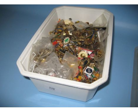 Box containing a large collection of various 20th Century enamel pin badges