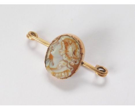 AGATE CAMEO. An 18th/19th century Neoclassical agate cameo, possibly originally mounted as a ring, now mounted on a pin. The 