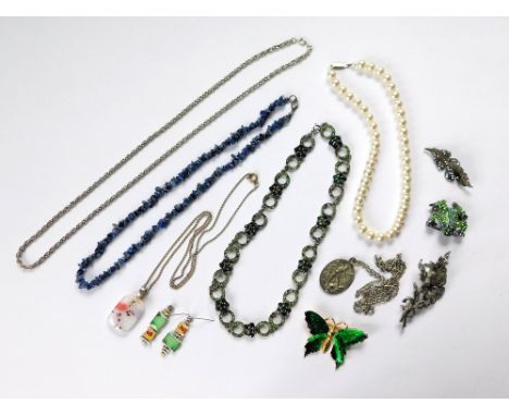 COSTUME JEWELLERY. Including a silver & marcasite leaf brooch, a lapis lazuli necklace & other jewellery including paste, ena