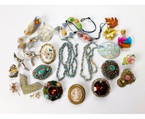 COSTUME JEWELLERY ETC. Including a shell carved cameo brooch, two dress clips & other jewellery in ceramic, enamel, mother of