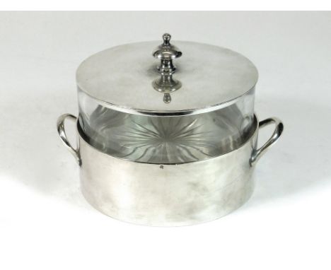 BUTTER DISH. A Mappin & Webb Prince's plate butter dish with a cut glass liner above a reservoir. Height 10cm, diameter 11.5c