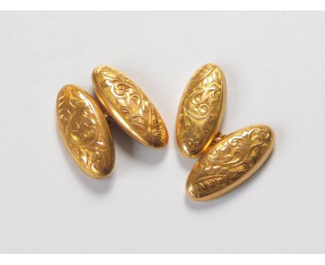 GOLD CUFFLINKS. A pair of 9ct. gold cufflinks. Approx. 2.8g.  Please note that all items in this auction are previously owned
