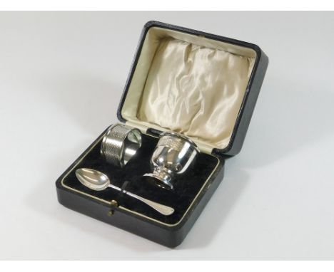 CHRISTENING SET. A late 1920s engine turned christening set, cased. Birmingham 1929.  Please note that all items in this auct