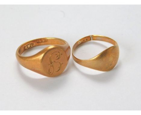 SIGNET RINGS. An 18ct. gold signet ring, initialled 'S'. Size H. (6.2g.). Also, one other 18ct. gold signet ring, engraved 'S