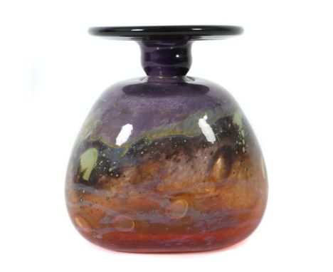 Trapezförmige Vase, VersuchsglasGeislingen, Dekortechnik: Karl Wiedmann, nach 1930, farbloses Glas mit polychromen Pulvereins