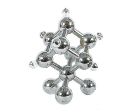 Kalmar Franken KG Tischleuchte Sirius 11 TLÖsterreich, 1960er Jahre, verchromte Stahl-/Metall-Konstruktion in modellartiger F