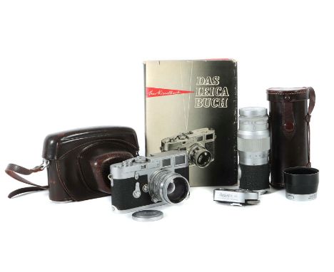 Leica M3-KameraErnst Leitz GmbH, Wetzlar, 1958, Nr. M3-919580, 2 Objektive: Summarit f=5cm 1:1,5 Nr. 1499987 &amp; Hektor f=1