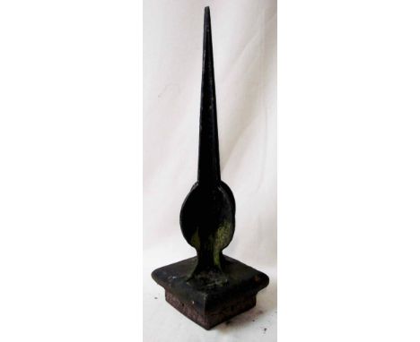 LYR Finial as used atop signals and station buildings, 76cm high