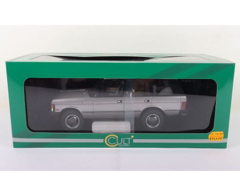 Cult Scale Models Range Rover Classic Vogue 1990, silver metallic diecast body, 1:18 scale, No. CML017-1, in very good condit
