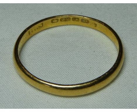 22CT GOLD BAND RING 2.71G R  