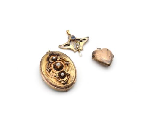 3 Vintage AnhängerMaterial: Double, vergoldet, Edelsteine: Saphir, Zuchtperlen, SaatperlenGesamtgewicht: 18,8 gDatierung: Vin