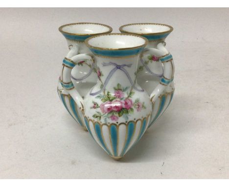 Victorian Minton porcelain triple vase, decorated with flowers, 9.5cm high