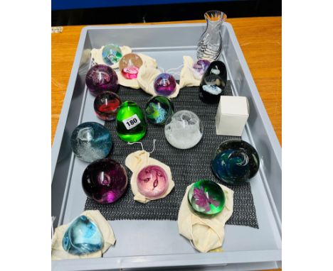 A collection of seventeen mainly Caithness paperweights including pink Dahlia limited edition 1/25906.