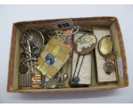 Locket Pendants, cameo panel (unmounted), stickpins, cufflinks, seal fob pendant initialled "R", etc.
