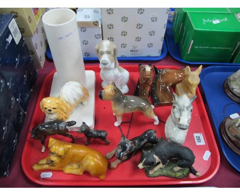 Aynsley Border Collie, Sylvac vase with Pekingese, Nao Hound etc:- One Tray